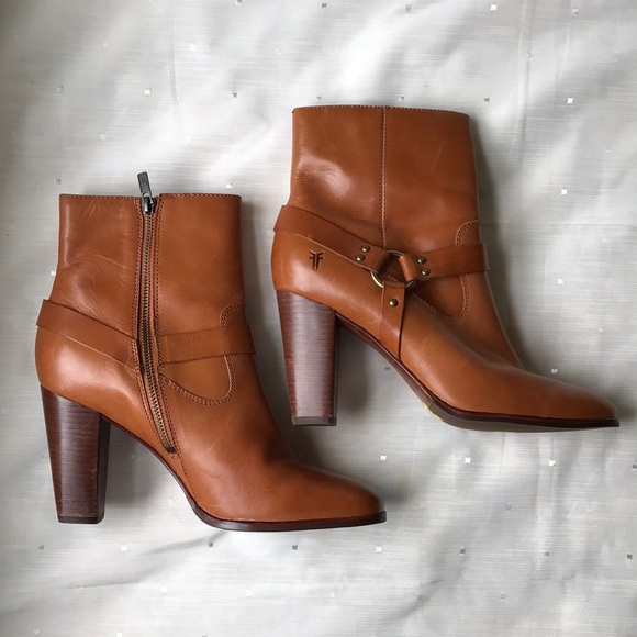 Frye Laurie Harness Short Boots. Size 11 - Picture 7 of 8